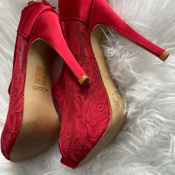 Red Satin Lace Heels size 37.5 - Picture 3 of 5